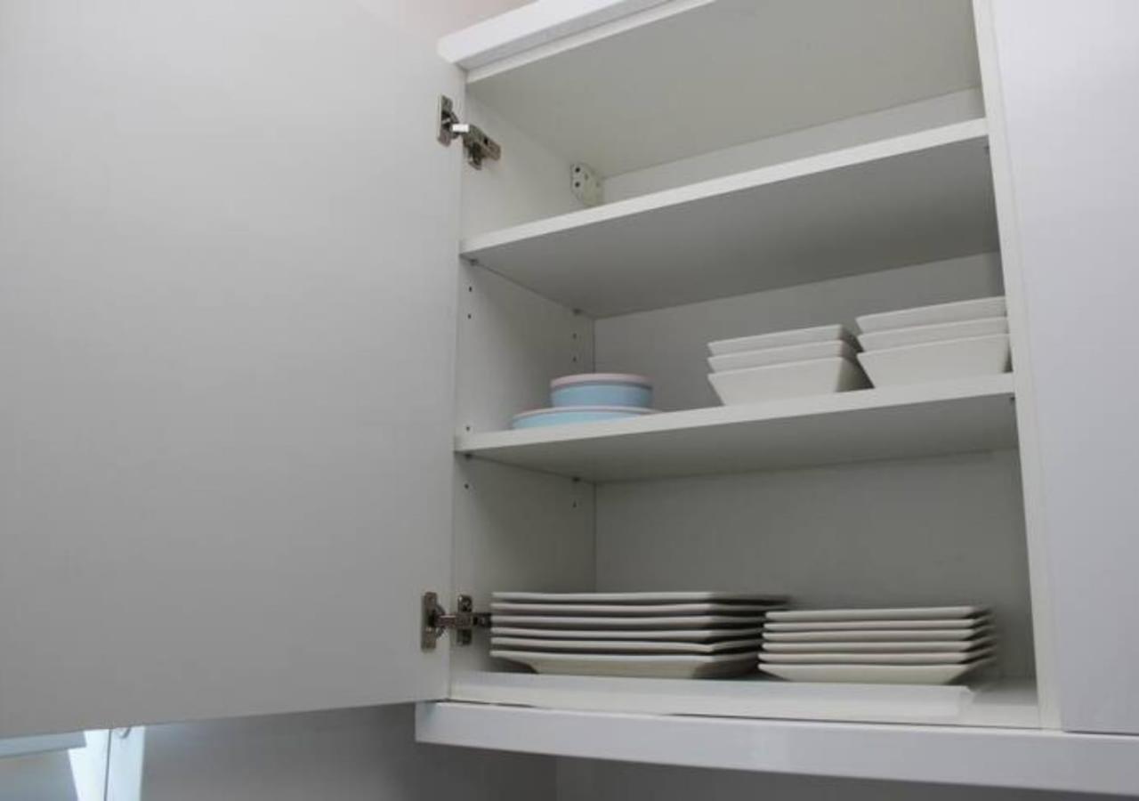 Newly Refurbished 3 Bed 2.5 Bath House In Staines Villa Eksteriør billede